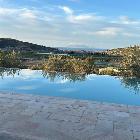 Chalet Tenuta Lacco Фурнари Экстерьер фото